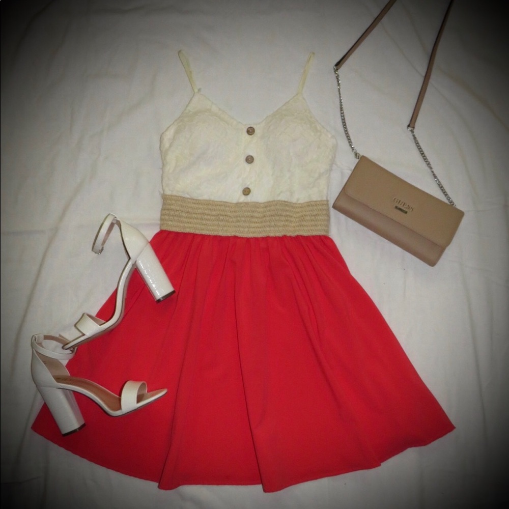 2/$20 Dress bundle!!